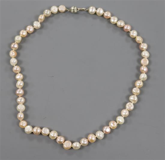 A single strand freshwater baroque pearl necklace, with 925 clasp, 42cm.